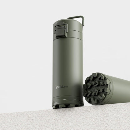 Outdoor Stainless Steel Insulated Tumbler, 19.6oz | One-Touch Splash-Proof Lid, Scratch-Resistant Coating, Non-Slip Base, Portable Carry Handle