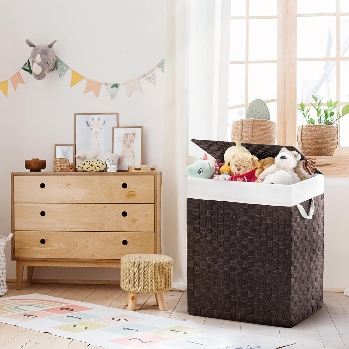 Handwoven Laundry Basket Hamper with Removable Liner Bag and Lid