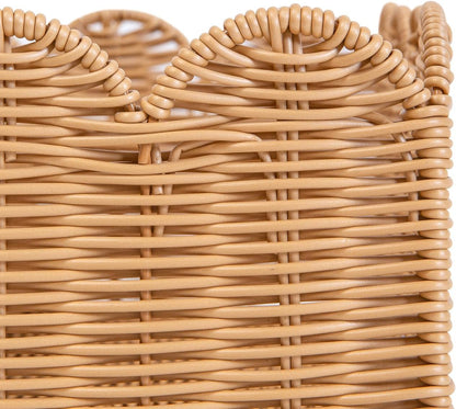 Rattan Divided Scalloped Basket,Wicker Diaper Caddy Scalloped Baske,Woven Natural Basket with 4 Dividers,Suitable for Baby Rooms, Bathrooms, Bedrooms (Rattan)