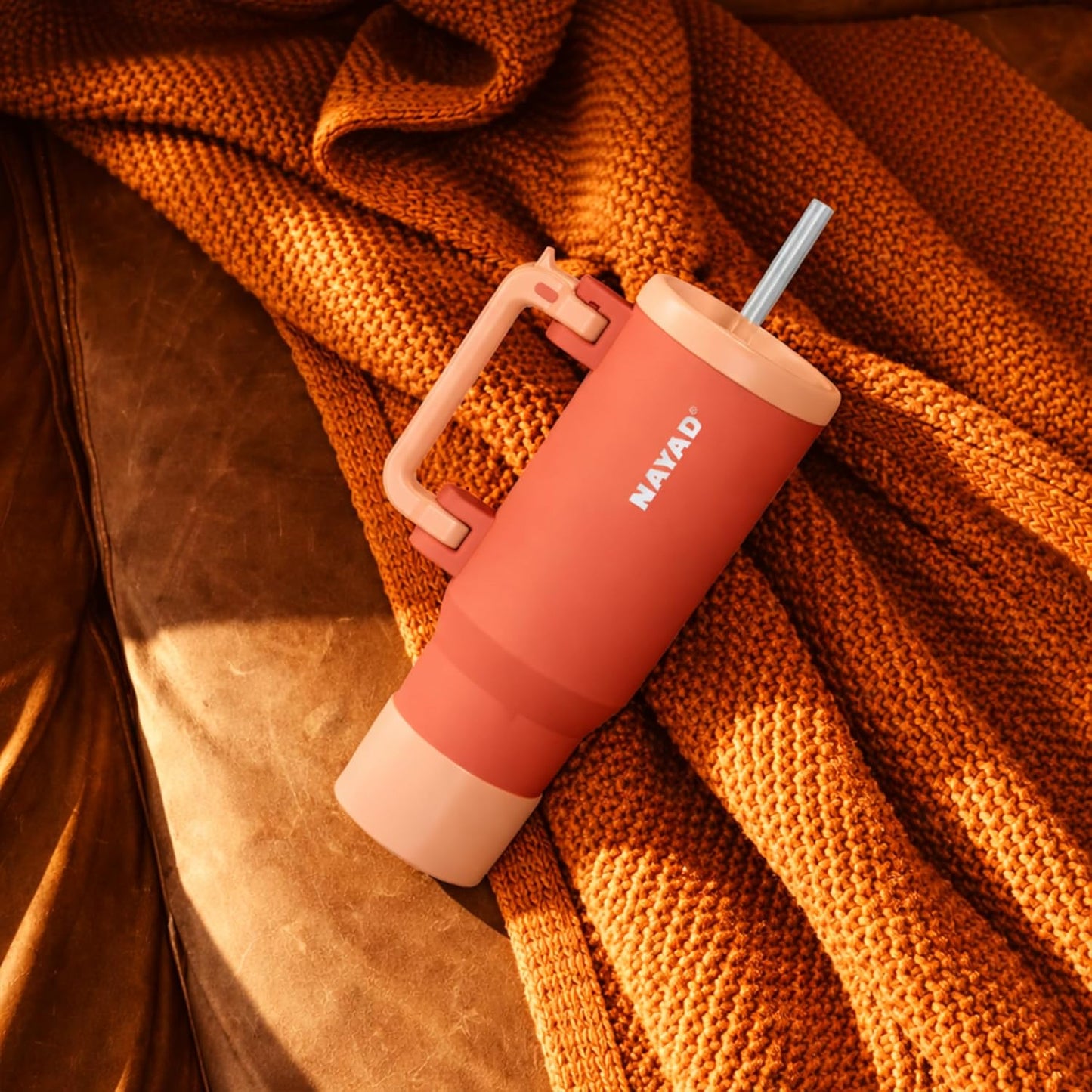 40oz Travel Tumbler with Foldable Handle and Straw 2-Position Lid | Insulated Stainless Steel Cup, Dual Straw-Sip Lid, Folding Handle, Cup Holder Compatible for Travel| BPA-Free （Coral Pink）