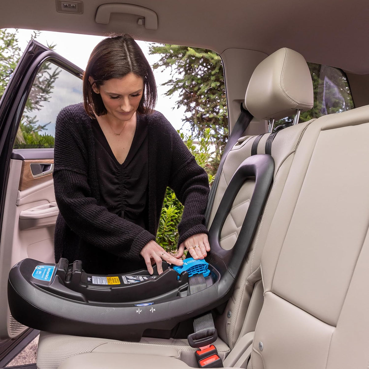 LiteClik30 RXT SafePlus Infant Car Seat and Base, Rear-Facing for Infants 4-30lbs, SafePlus Engineering, with Infant Insert, UPF 50+ Sunshade (Black Storm)