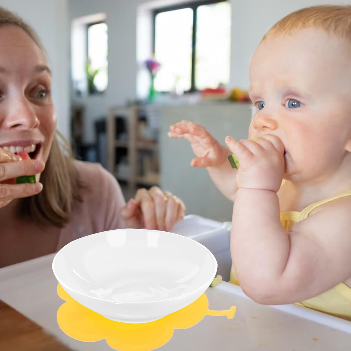 Anti-Slip Silicone Placemat with Suction Cup High Temperature Resistant Tableware Mat for Portable Non-Slip Bowl Mat in Pudding Yellow