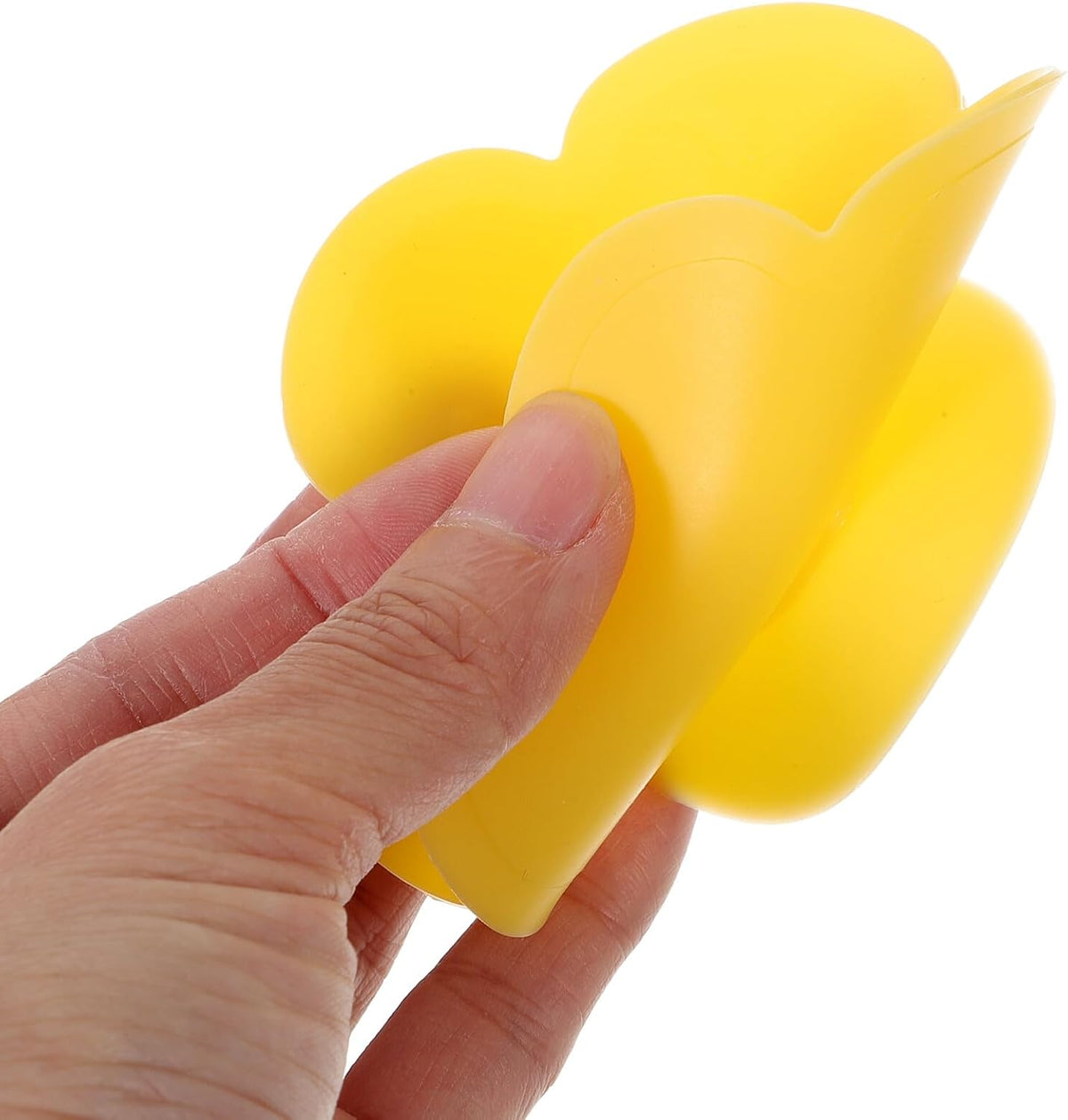 Anti-Slip Silicone Placemat with Suction Cup High Temperature Resistant Tableware Mat for Portable Non-Slip Bowl Mat in Pudding Yellow
