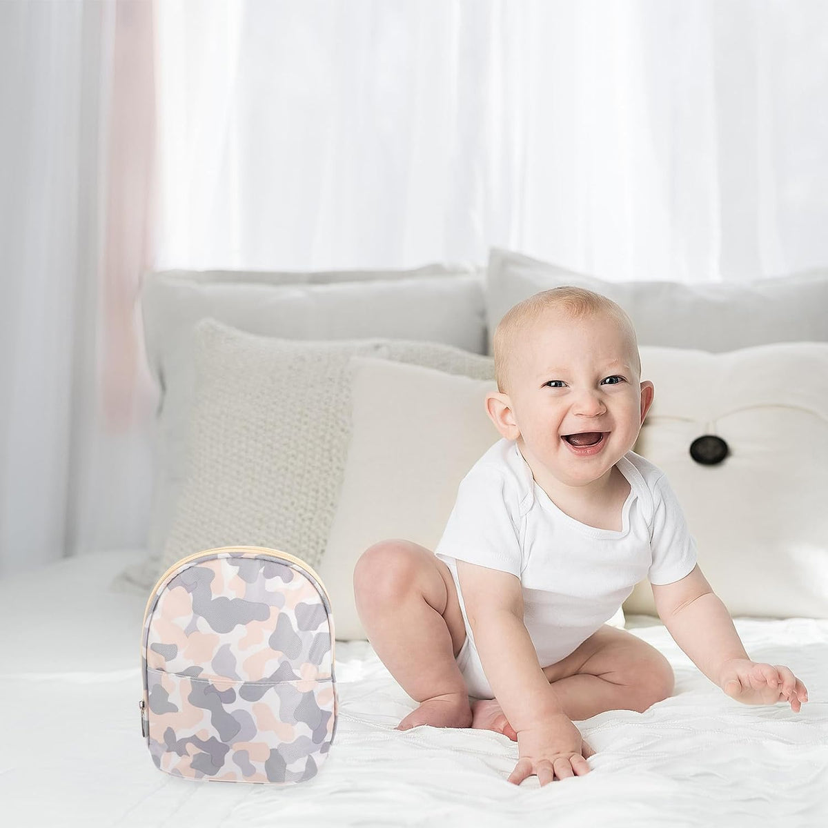 Insulated Easy for Bottle Portable Travel and Daycare Bag, Oxford Cloth Cooler Bag with Clean Design, Compact Size for Breast Milk Storage