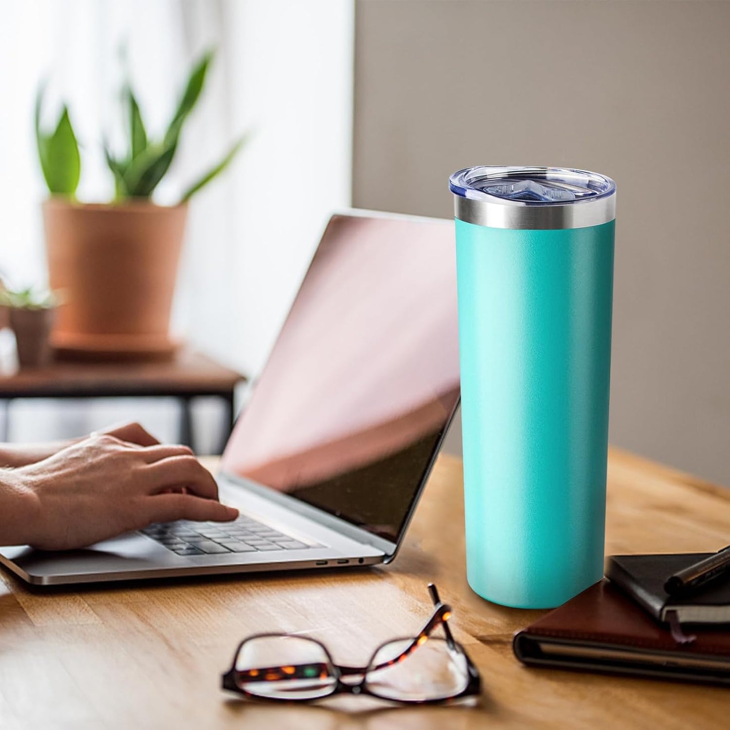 20 oz Skinny Tumbler with Lid and Straw,Stainless Steel Vacuum Insulated Tumbler Cup Double Wall Leak-proof Coffee Mug,Travel Thermal Water Tumbler for Home,Office,Outdoor(Black,1)