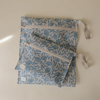 Water Resistant Wet Bags | Large & Small Reusable Storage Bag for Baby Items and Travel | Zippered Pockets with Handle | Machine Washable, Set of 2 (Bees)