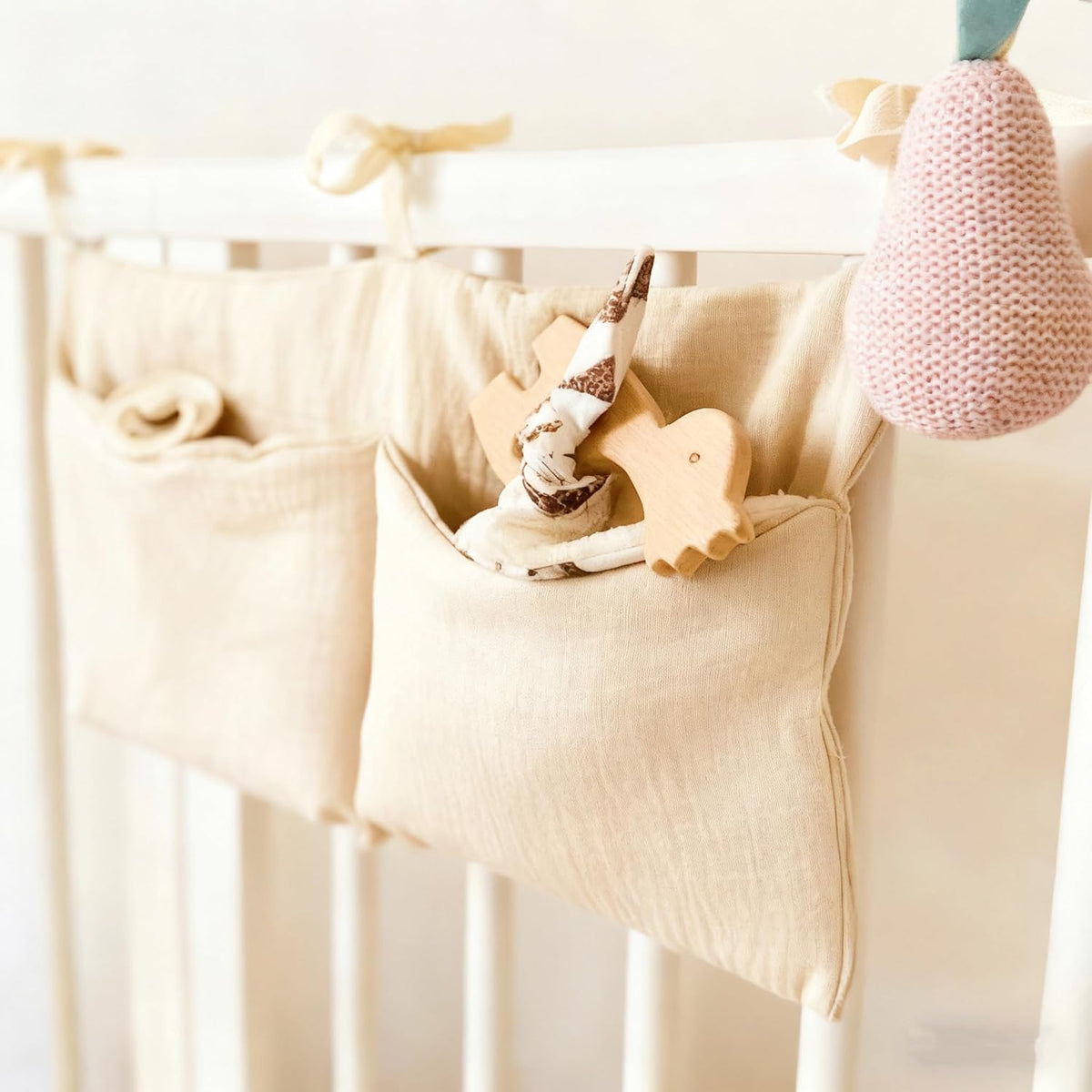 Muslin Cotton Baby Bedside Hanging Storage Bag, 2-Pocket Crib Diaper Caddy Organizer, Nursery Organization Holder for Cribs, Playard, Changing Table or Wall, Milk Bottle Bib Organizing Oatmeal