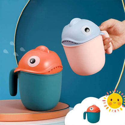 Baby Rinse Cup, Cute Cartoon Fish Baby Bath Rinser Baby Rinser Pail Shampoo Rinser, Newborn Bath Shower Wash Hair Cup for Rotecting Infant Eyes