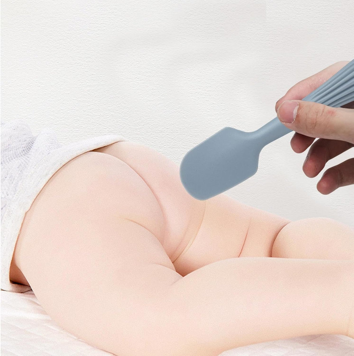 Silicone Diaper Cream Spatula, 1.57x6.5in Flexible Ointment Applicator Baby Spatula, Diaper Cream Applicator, Small Size Skin Care Tool for Business Trip, Home, Daily Outing, Outdoor, Traveling