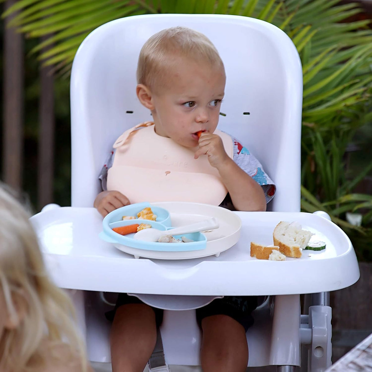 Roll & Lock Silicone Baby Bib, Easy Mealtime Cleanup - Food-Grade Adjustable Neck Strap and Food Catcher