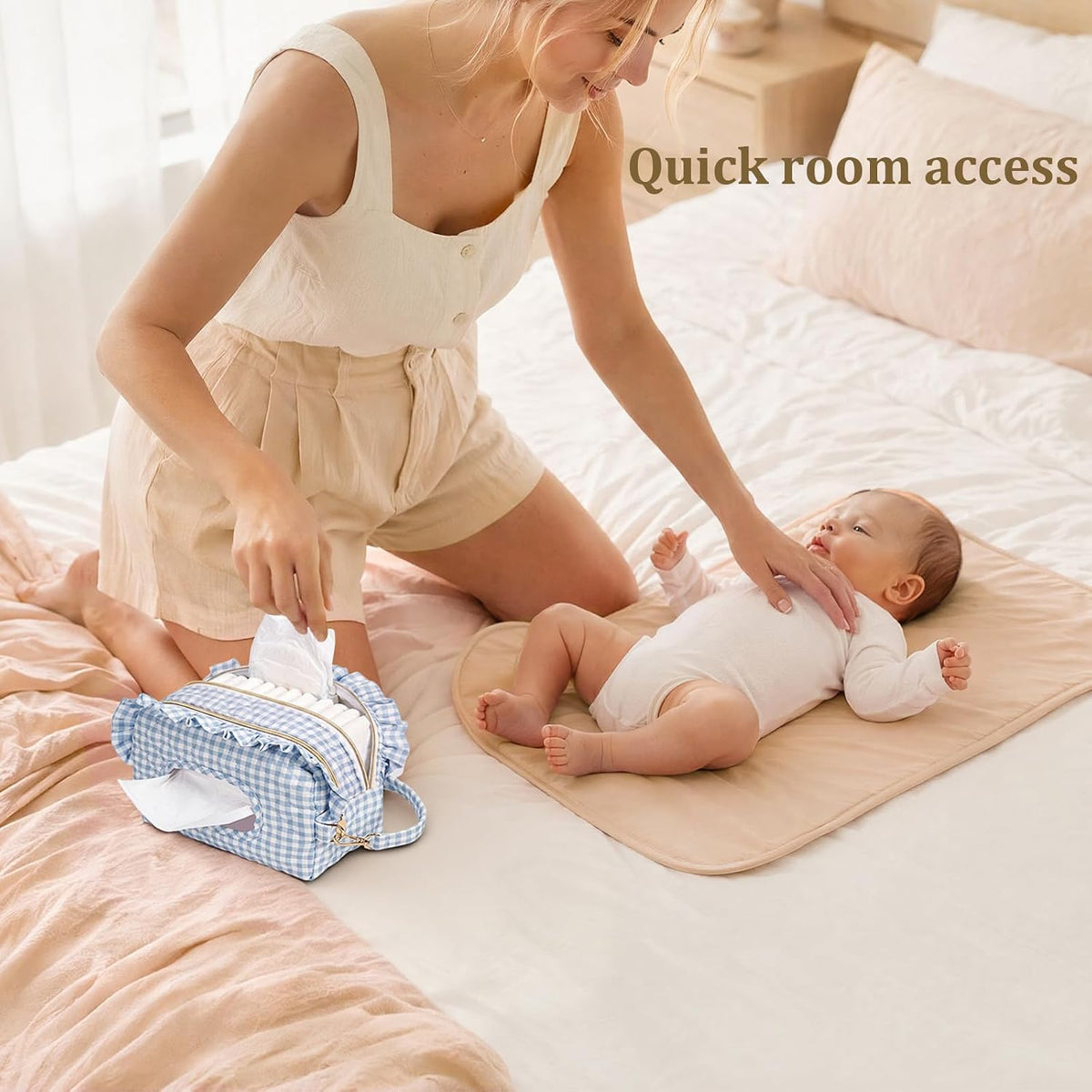 Double-Layer Wipe Holder Quilted Wipes Bag Small Hanging Diaper Bag Portable Wipe Pouch for Stroller, Home, Travel