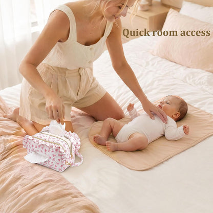 Double-Layer Wipe Holder Quilted Wipes Bag Small Hanging Diaper Bag Portable Wipe Pouch for Stroller, Home, Travel