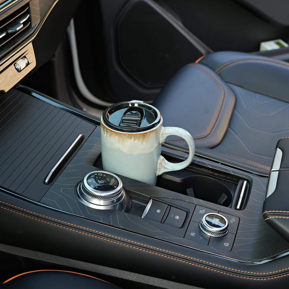 Ceramic Travel Coffee Mug with Handle and Lid, 18 oz, Portable Coffee Cup for Car Cup Holder, Microwave and Dishwasher Safe, Reactive Glaze (Light Orange)