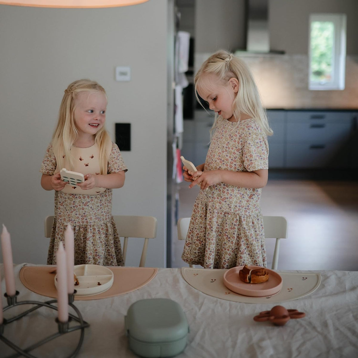 Silicone Placemat for Kids | BPA-Free Non-Slip Design (Dinosaurs)