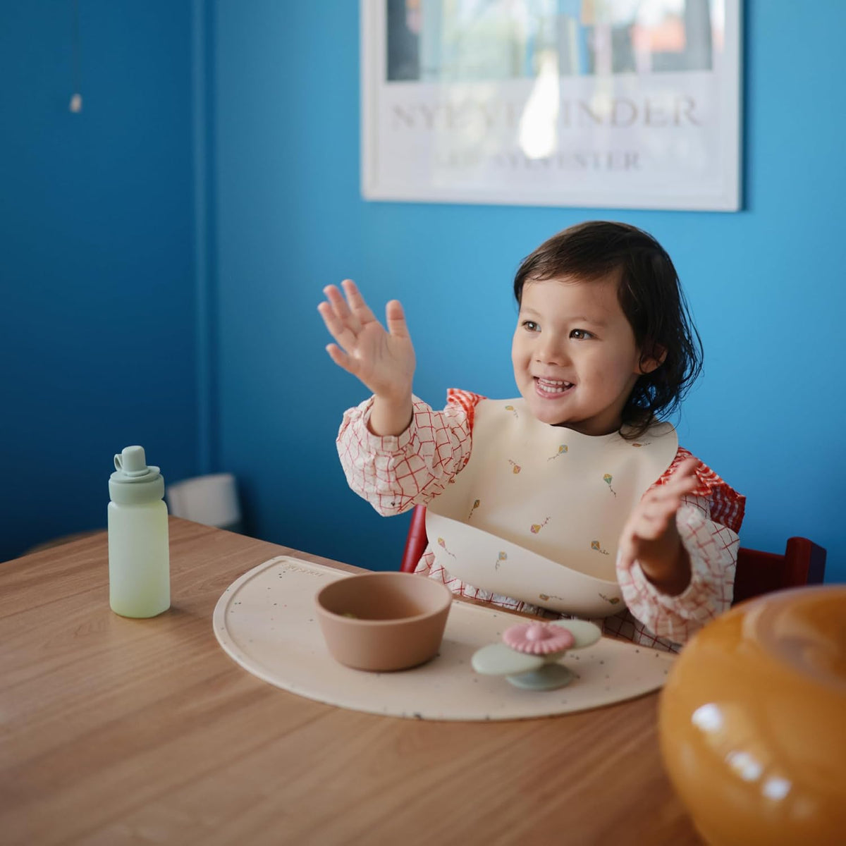 Silicone Placemat for Kids | BPA-Free Non-Slip Design (Dinosaurs)