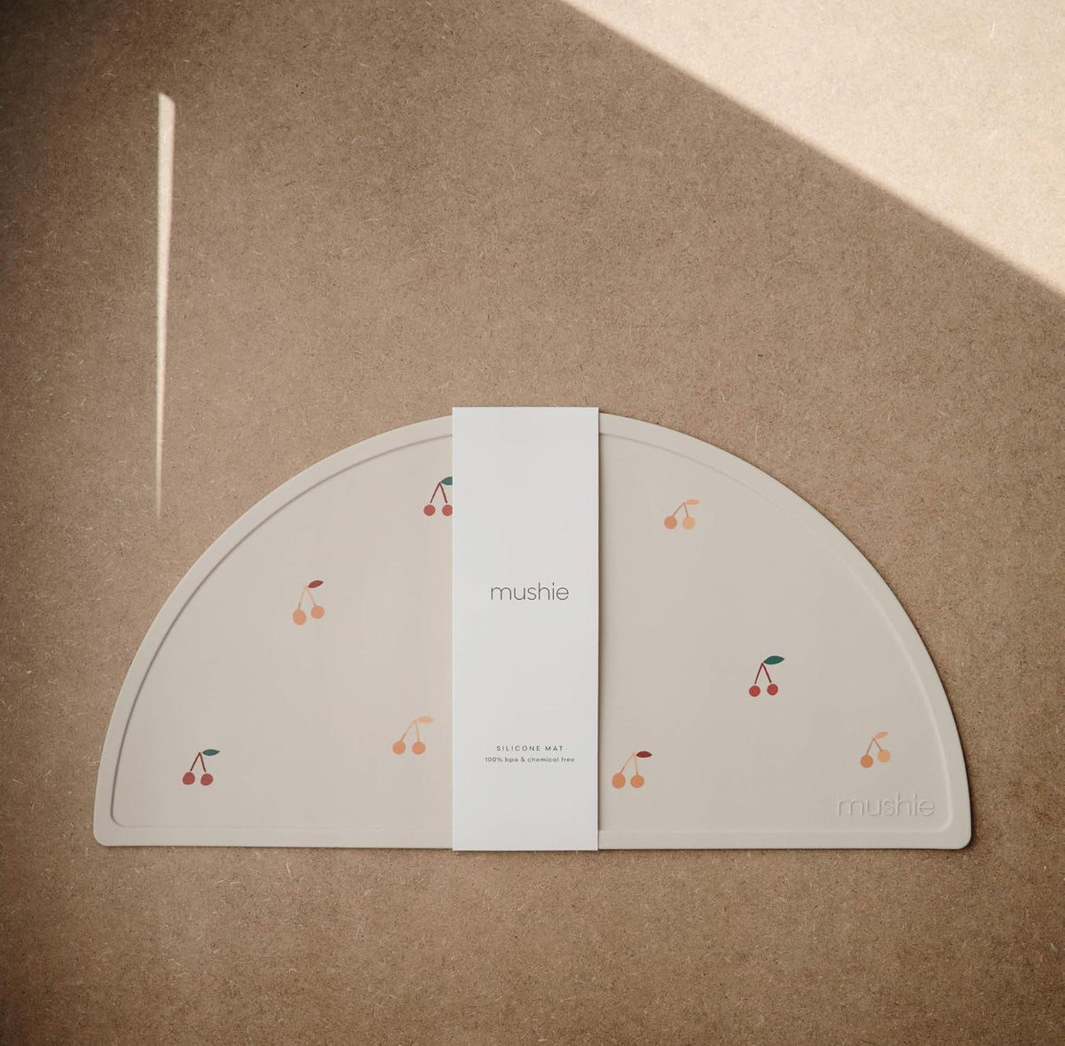 Silicone Placemat for Kids | BPA-Free Non-Slip Design (Dinosaurs)
