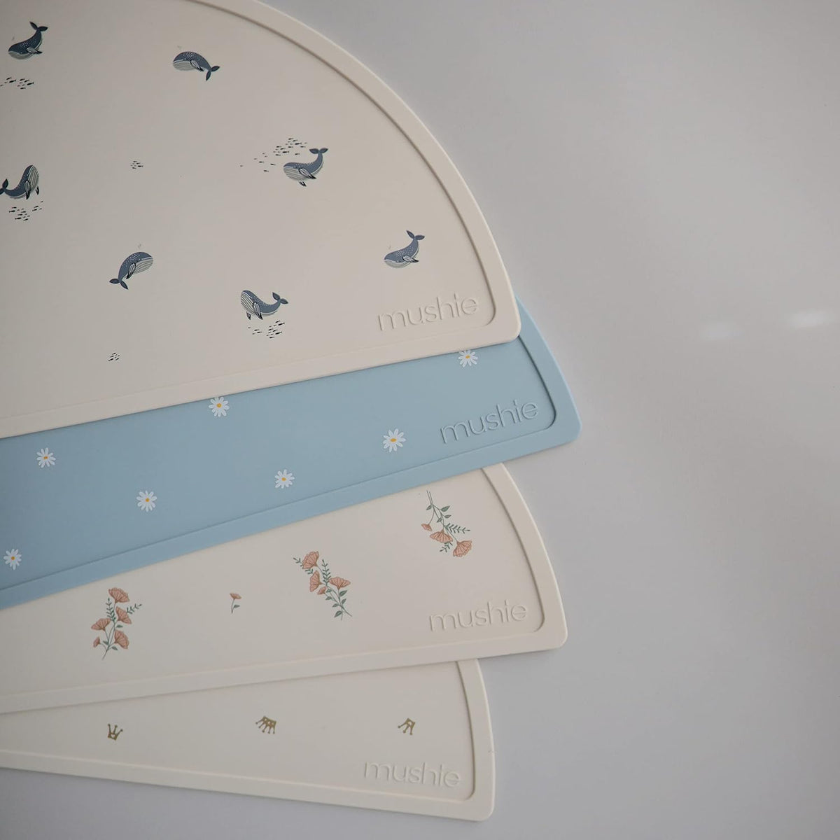 Silicone Placemat for Kids | BPA-Free Non-Slip Design (Dinosaurs)