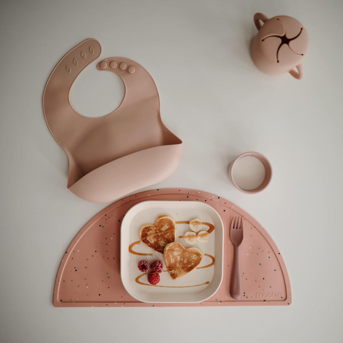 Silicone Placemat for Kids | BPA-Free Non-Slip Design (Dinosaurs)
