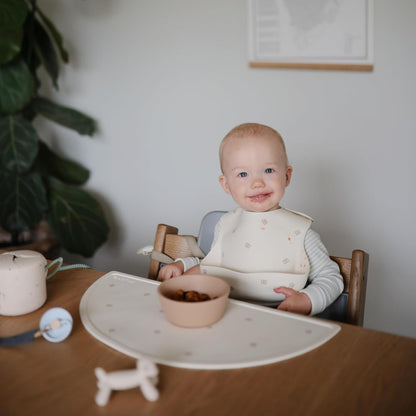 Silicone Placemat for Kids | BPA-Free Non-Slip Design (Dinosaurs)