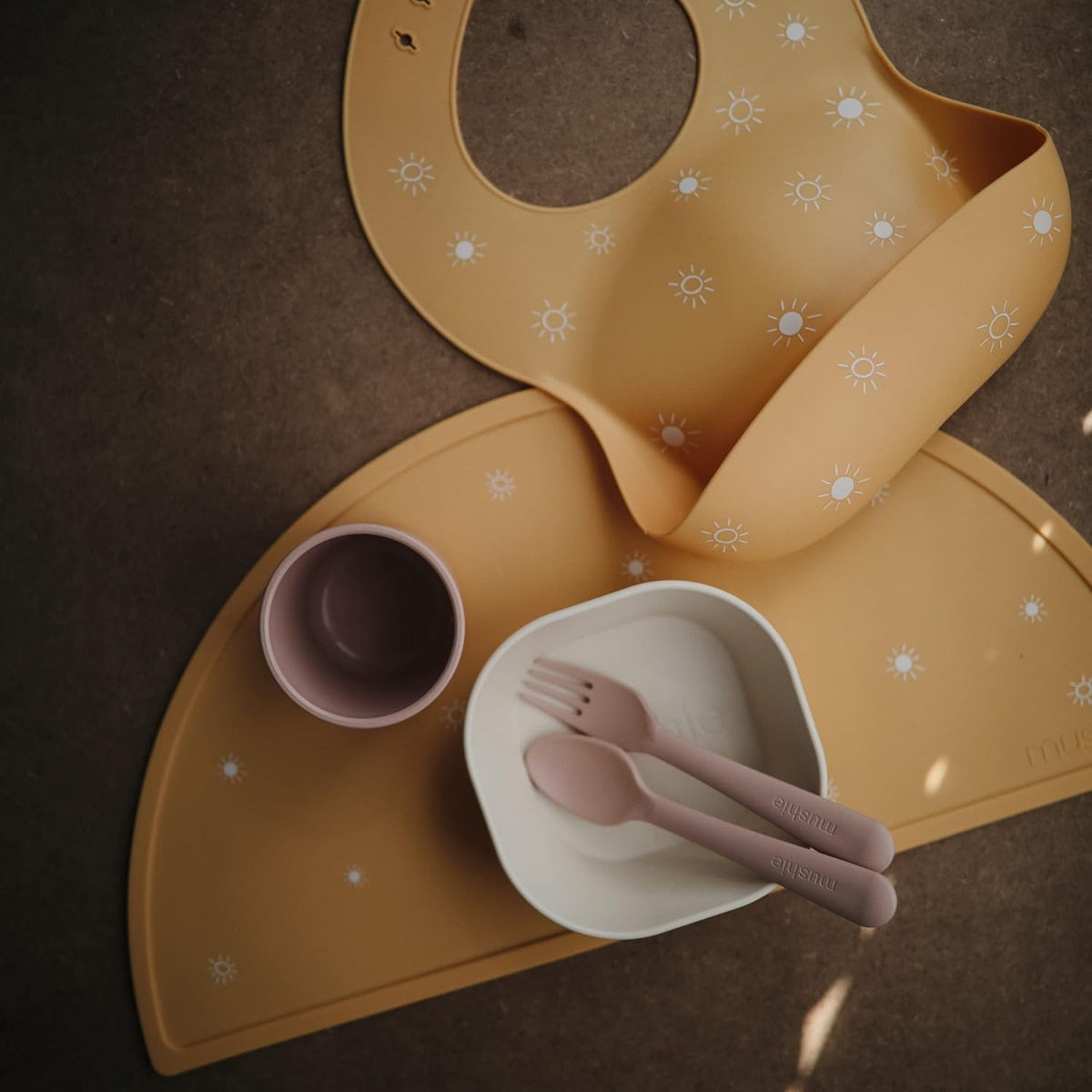 Silicone Placemat for Kids | BPA-Free Non-Slip Design (Dinosaurs)