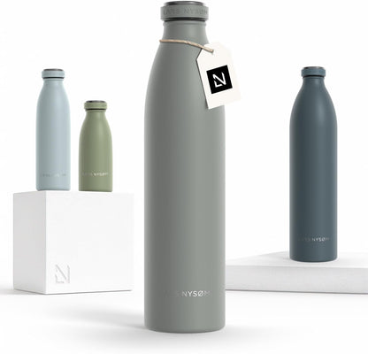 LARS NYSØM Stainless Steel Insulated Water Bottle 12oz 17oz 25oz 34oz 51oz | Insulated Thermo Flask for Hot and Cold Beverages | Leakproof Drinking Bottle (Pine Green, 17oz)