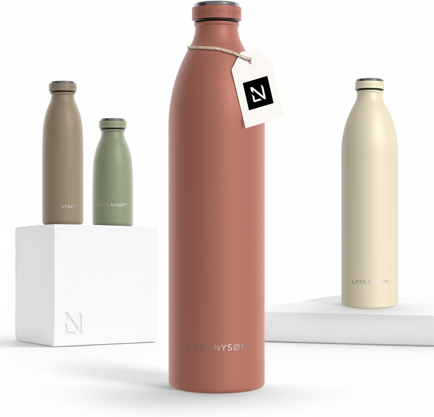 LARS NYSØM Stainless Steel Insulated Water Bottle 12oz 17oz 25oz 34oz 51oz | Insulated Thermo Flask for Hot and Cold Beverages | Leakproof Drinking Bottle (Pine Green, 17oz)