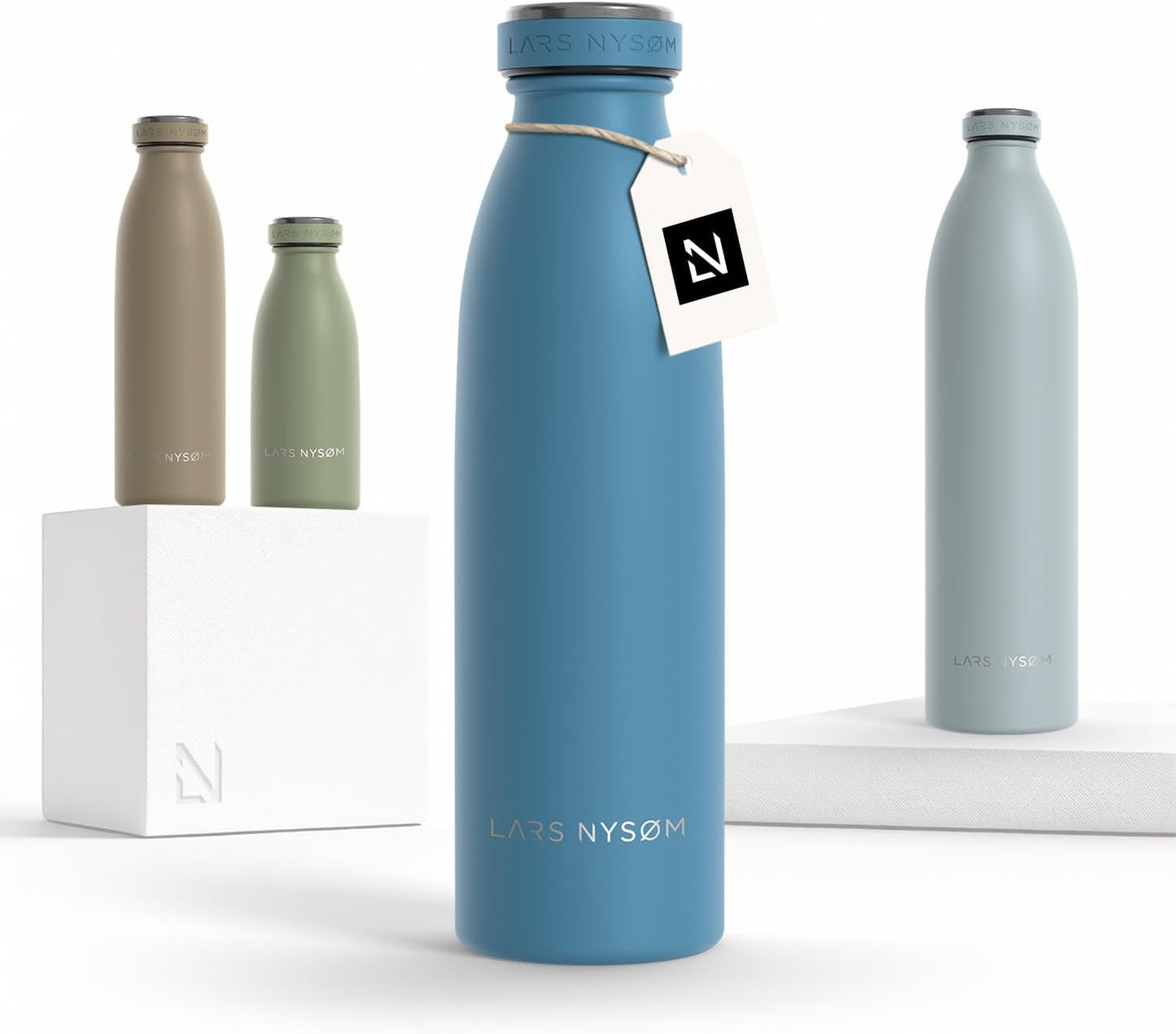 LARS NYSØM Stainless Steel Insulated Water Bottle 12oz 17oz 25oz 34oz 51oz | Insulated Thermo Flask for Hot and Cold Beverages | Leakproof Drinking Bottle (Pine Green, 17oz)