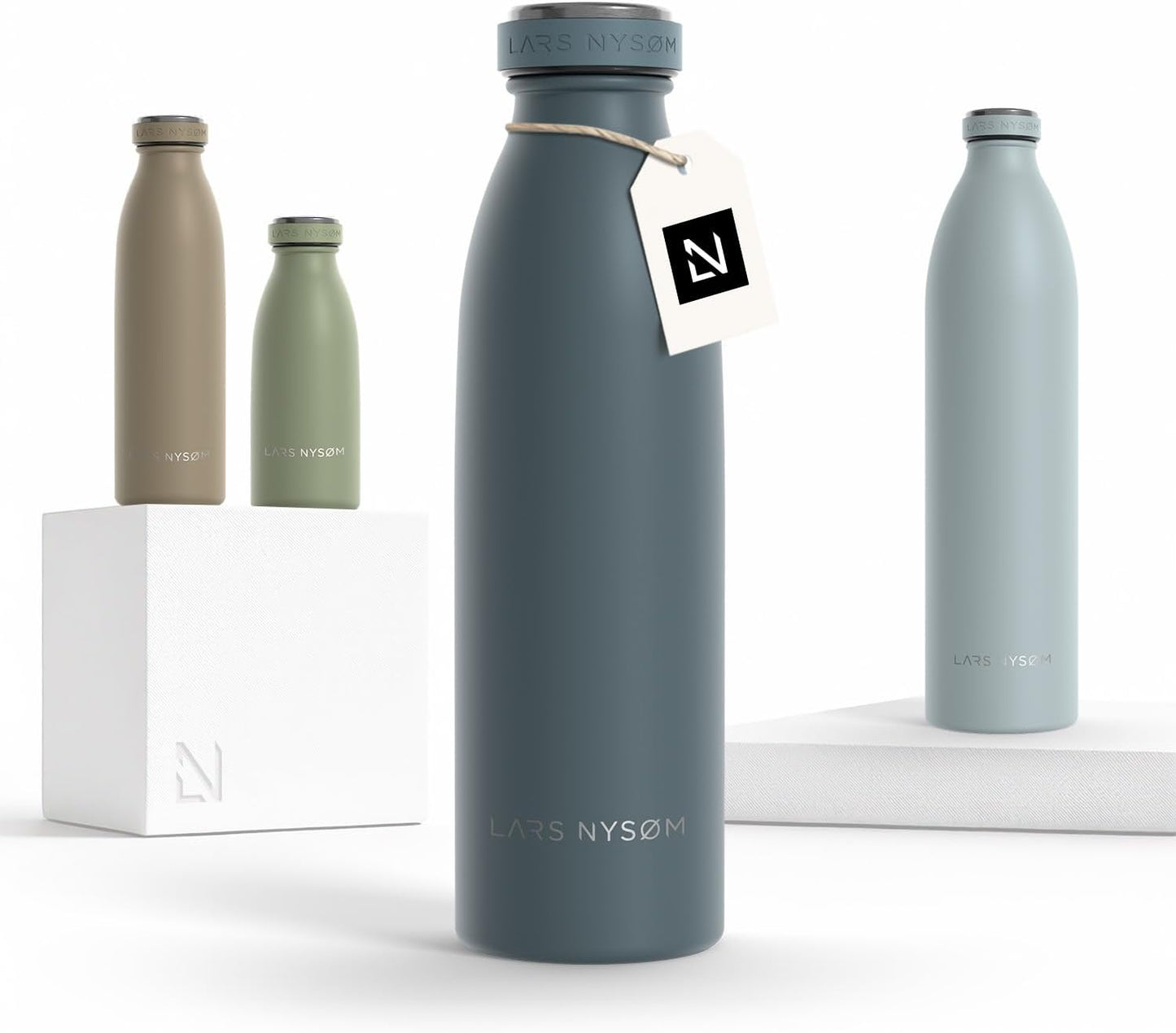 LARS NYSØM Stainless Steel Insulated Water Bottle 12oz 17oz 25oz 34oz 51oz | Insulated Thermo Flask for Hot and Cold Beverages | Leakproof Drinking Bottle (Pine Green, 17oz)