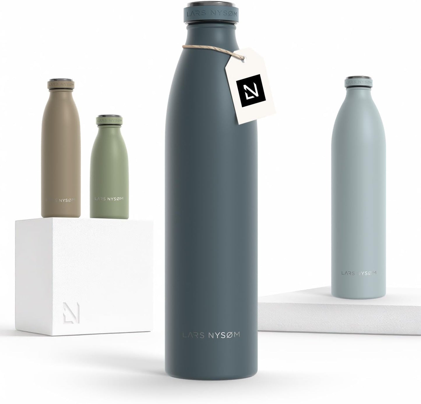 LARS NYSØM Stainless Steel Insulated Water Bottle 12oz 17oz 25oz 34oz 51oz | Insulated Thermo Flask for Hot and Cold Beverages | Leakproof Drinking Bottle (Pine Green, 17oz)