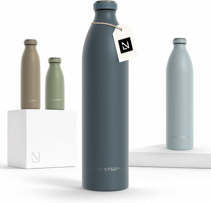 LARS NYSØM Stainless Steel Insulated Water Bottle 12oz 17oz 25oz 34oz 51oz | Insulated Thermo Flask for Hot and Cold Beverages | Leakproof Drinking Bottle (Pine Green, 17oz)
