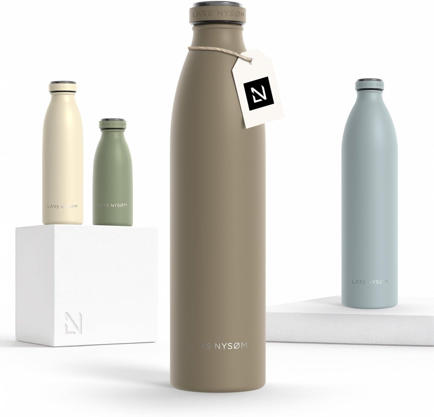 LARS NYSØM Stainless Steel Insulated Water Bottle 12oz 17oz 25oz 34oz 51oz | Insulated Thermo Flask for Hot and Cold Beverages | Leakproof Drinking Bottle (Pine Green, 17oz)