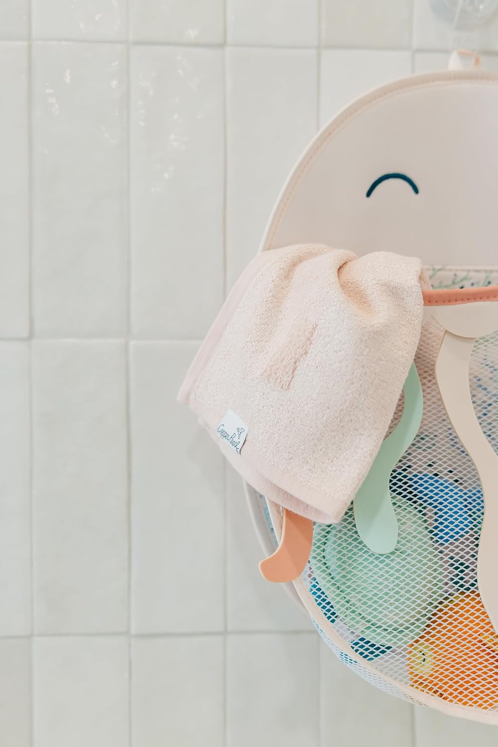 Oceana Extra-Large Mesh Bath Toy Holder with Suction Cups: Quick-Dry Bath Toy Storage Net for Bathtub, Pebbles