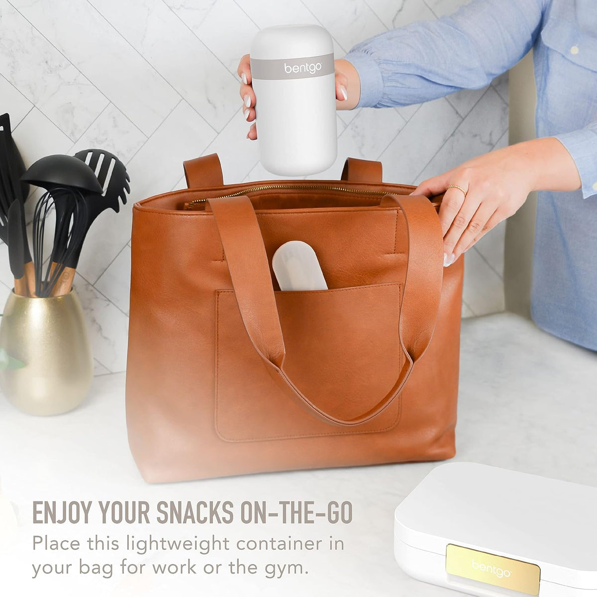 Snack Cup, Leak-Proof Snack Container with Toppings Compartment
