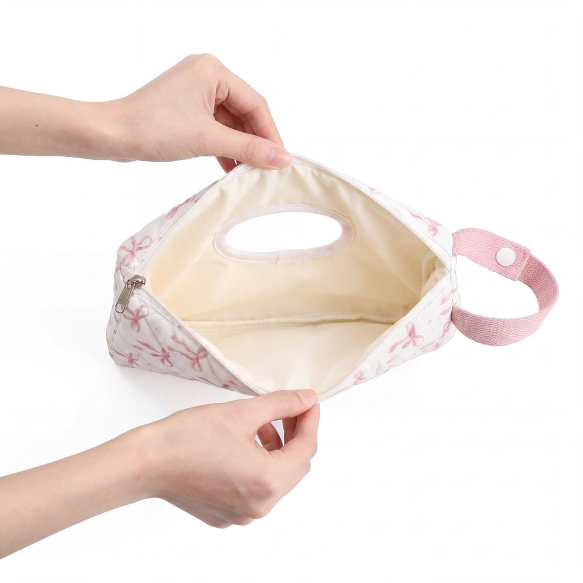 Quilted Wipes Pouch Baby Wipe and Diaper Pouch, Bow, Pink