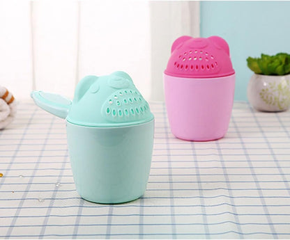 Cartoon Bath Waterfall Rinser Shampoo Rinse Cup Bath Shower Washing for Head Cup Spoons