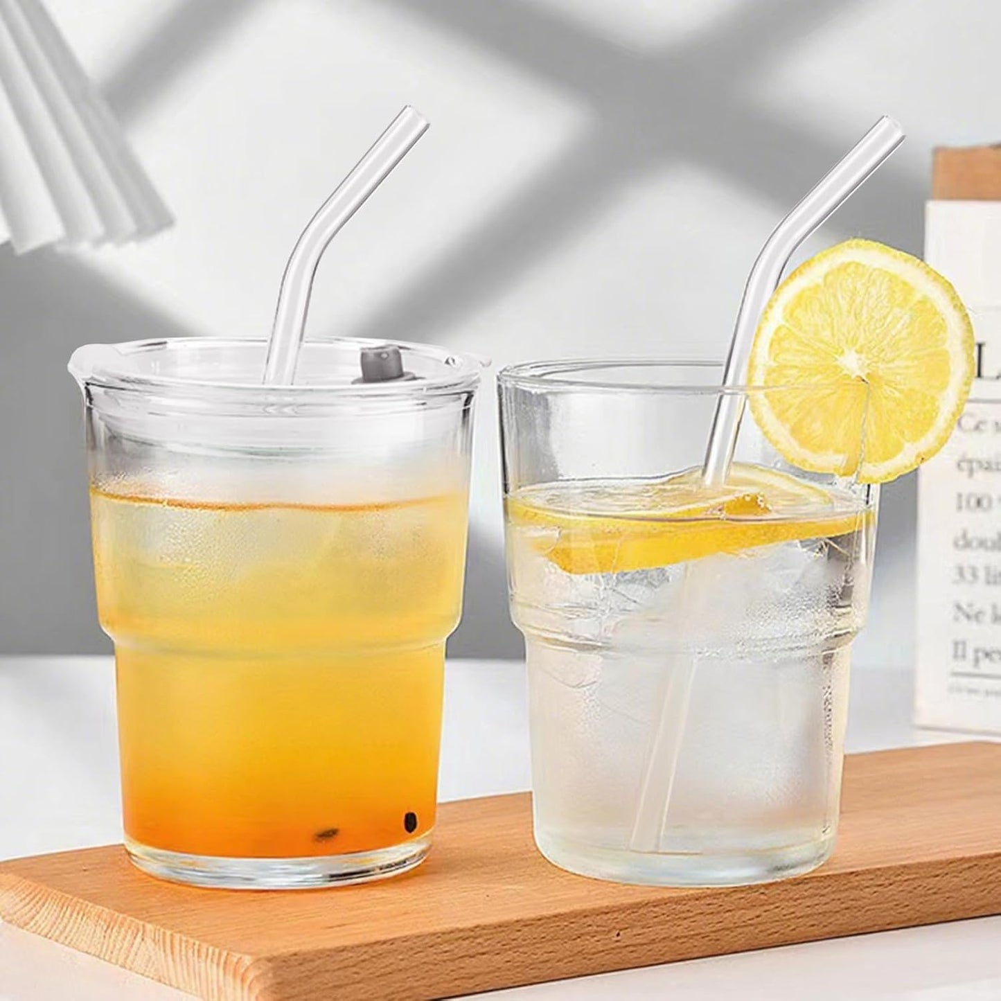 Glass Cups With Lids And Straws, Matcha Cup, Iced Coffee Cup,13Oz/400ml Iced Coffee Glasses Tumbler, Thick Wall Glass Mug For Tea Water, Cute Chirstmas Gifts (Clear,1PCS)
