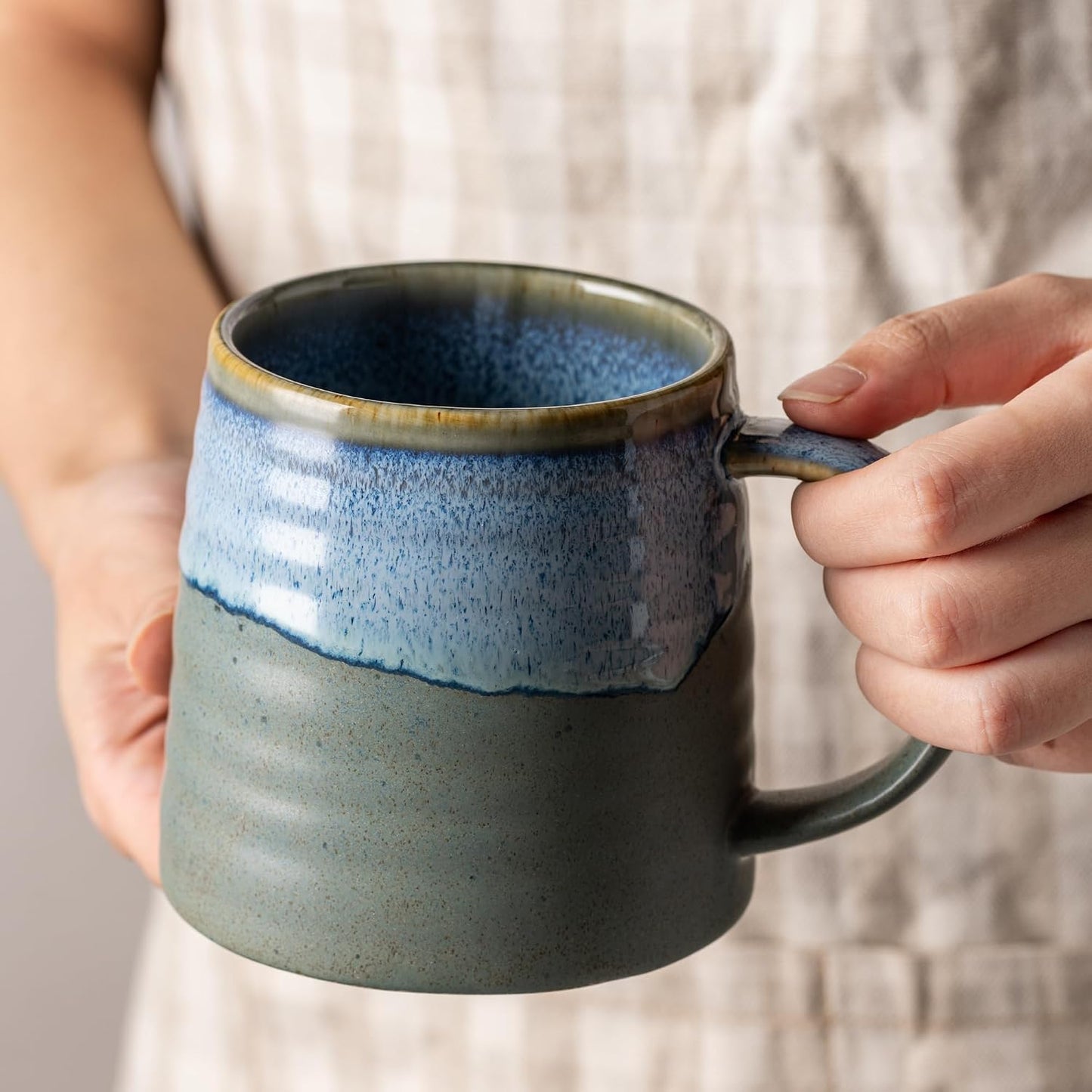 15.5oz Large Heavyweight Ceramic Mug, Reactive (Blue-Black) | 15.5oz Medium-Large, Heavy Weighted Stoneware, Reactive Transmutation Glaze, Microwave & Dishwasher Safe, Gift Box