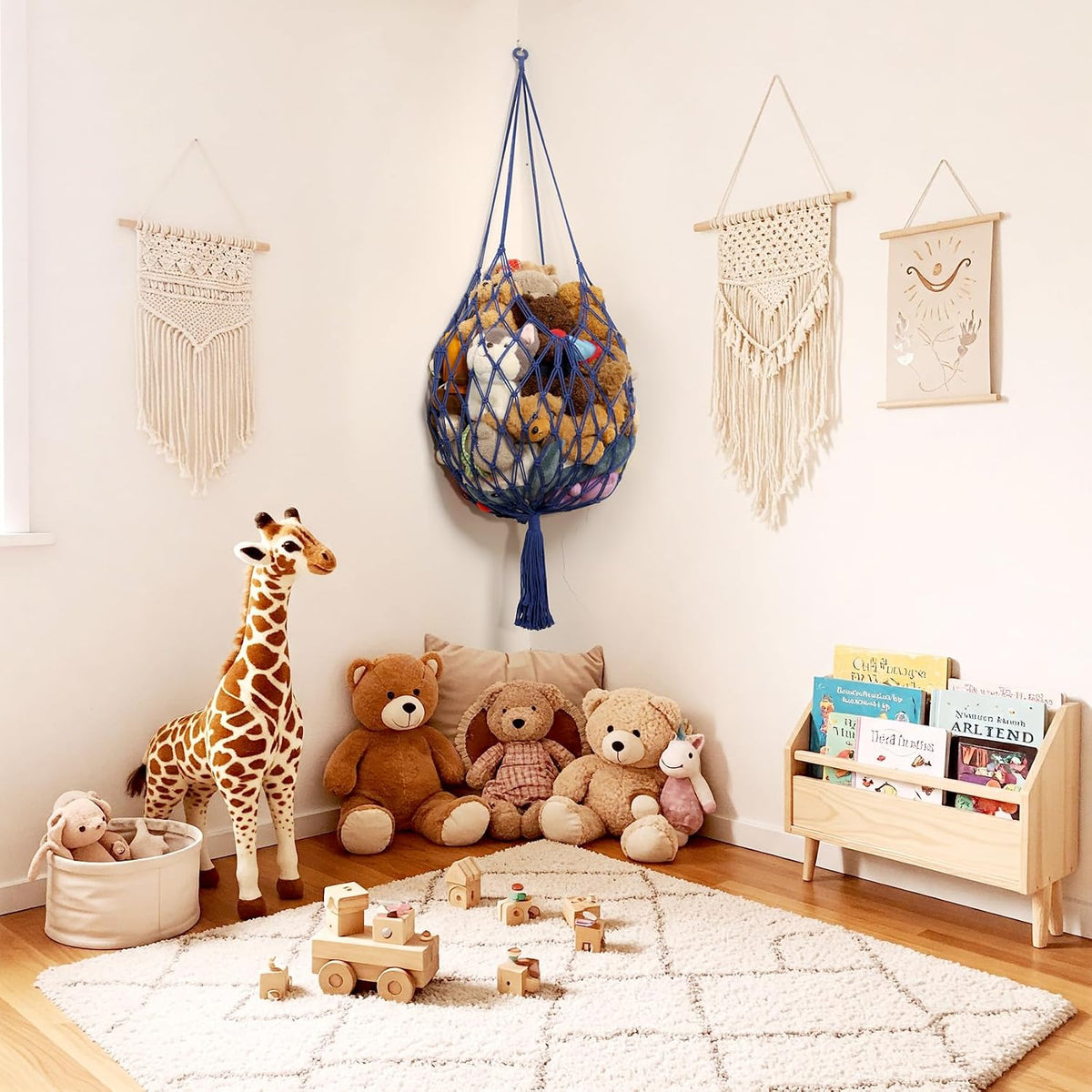 Stuffed Animal Storage Hammock Corner Hanging Net Stuffy Animal Hammock Macrame Toy Display Plush Toy Holder for Kid Bedroom Decor Boho Nursery Playroom Organizer (Cream)