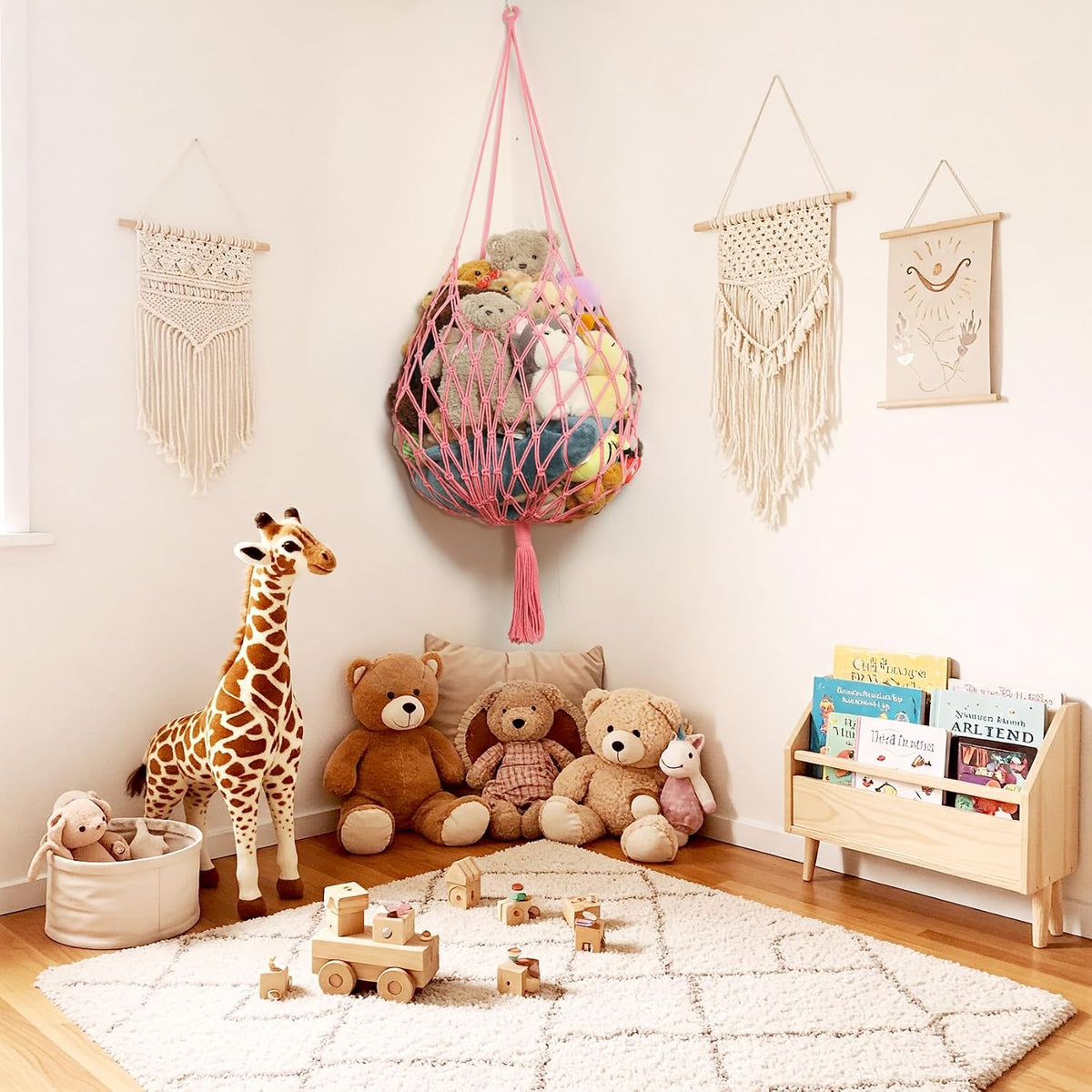 Stuffed Animal Storage Hammock Corner Hanging Net Stuffy Animal Hammock Macrame Toy Display Plush Toy Holder for Kid Bedroom Decor Boho Nursery Playroom Organizer (Cream)