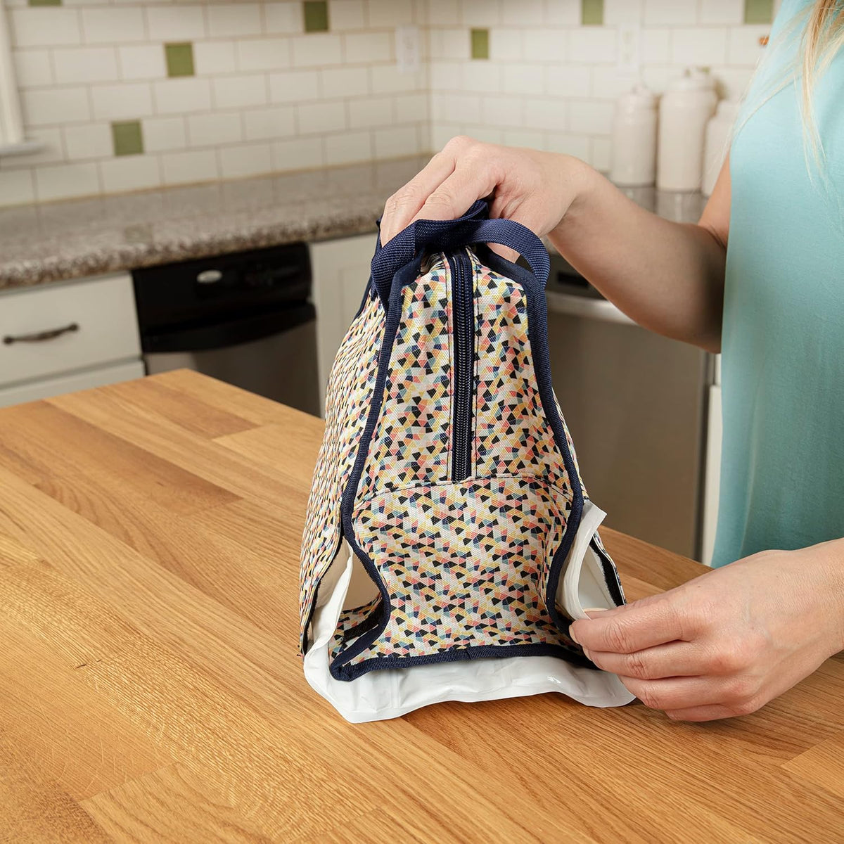 Fold & Freeze Bottle Tote, Breastfeeding Essential Cooler Bag, 6 Baby Bottles Milk Storage - Multicolor