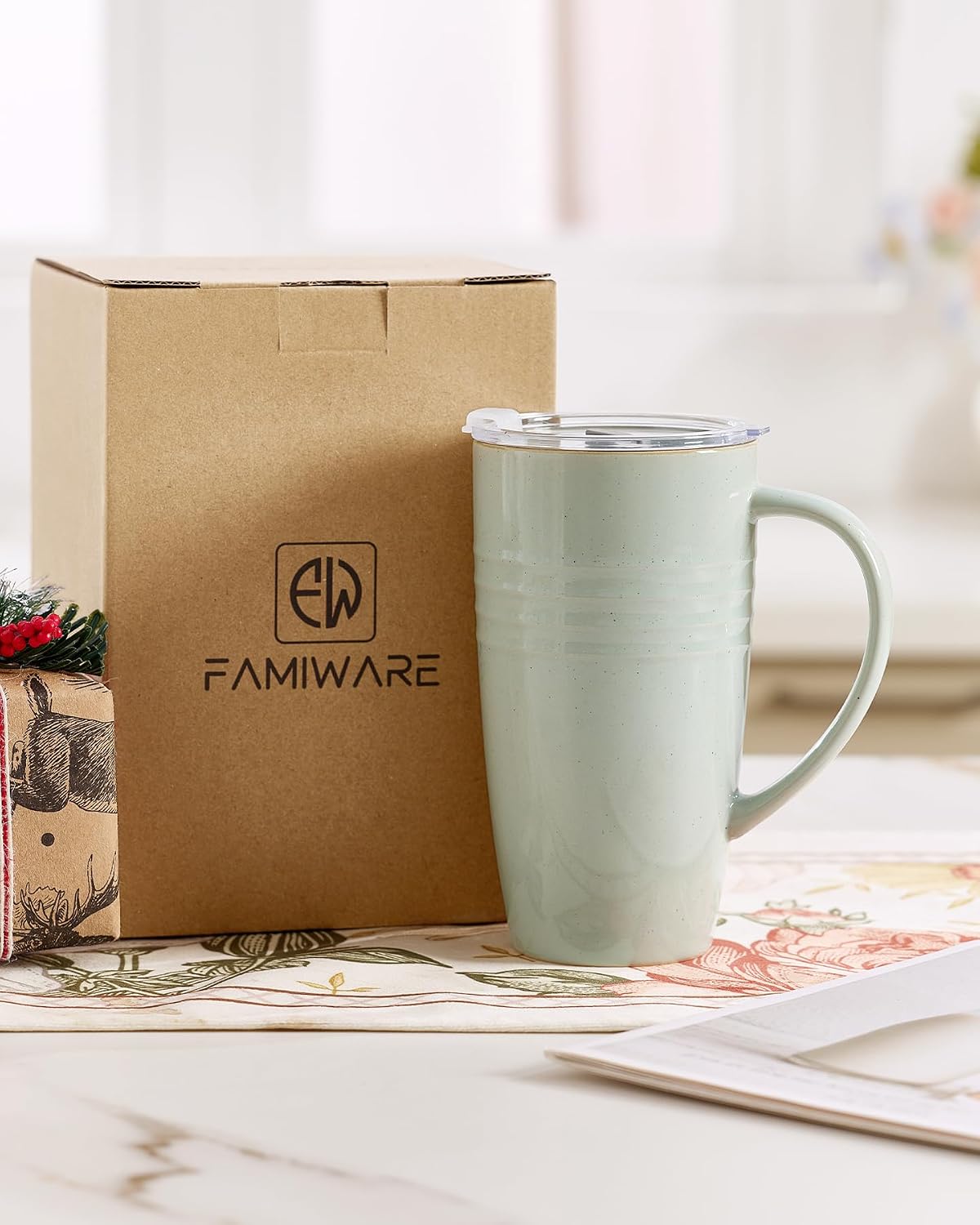 Jupiter Large Coffee Mug, 20oz Coffee Mug with Lid, Ceramic Cup | Stoneware Cup with Handle for Coffee, Latte, Cappuccino, Tea, Cocoa, Milk, Microwave and Dishwasher Safe, Light Pink