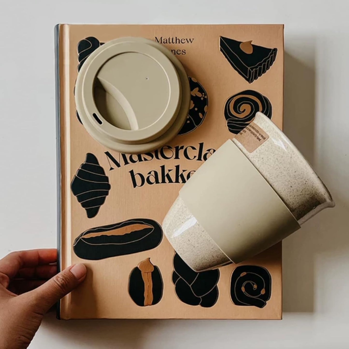 Ceramic Travel Mugs with Silicone Lids, 15 oz Portable Coffee Mug Travel Unique To Go Mug, Reusable Coffee Cups with Non-Slip Sleeve, Cappuccino,Tea,Latte,Iced Coffee Cups, Dishwasher Safe