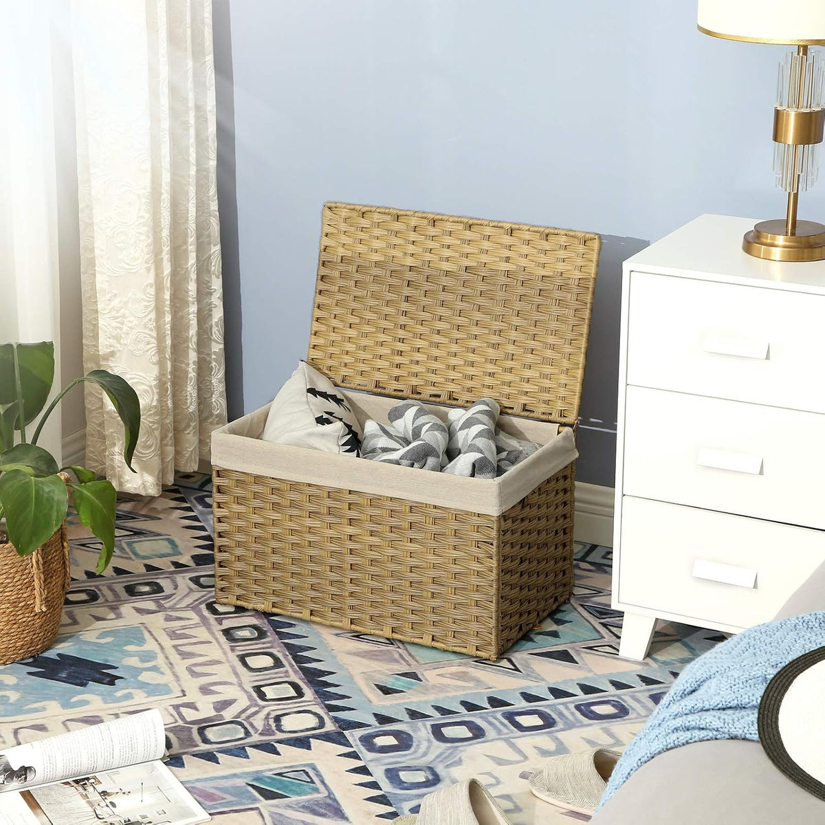SONGMICS Woven Storage Basket with Lid, 27.7 Gallon (105L), Foldable