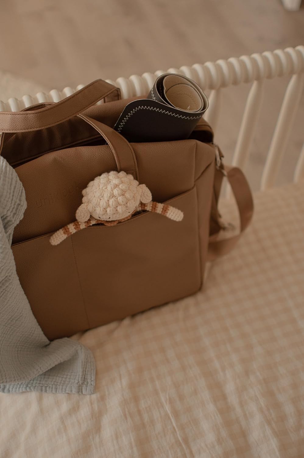 Leather Portable Changing Pad - Vegan Leather - Travel Baby Changing Mat - Multipurpose Portable Diaper Change Station Waterproof 14"x22"