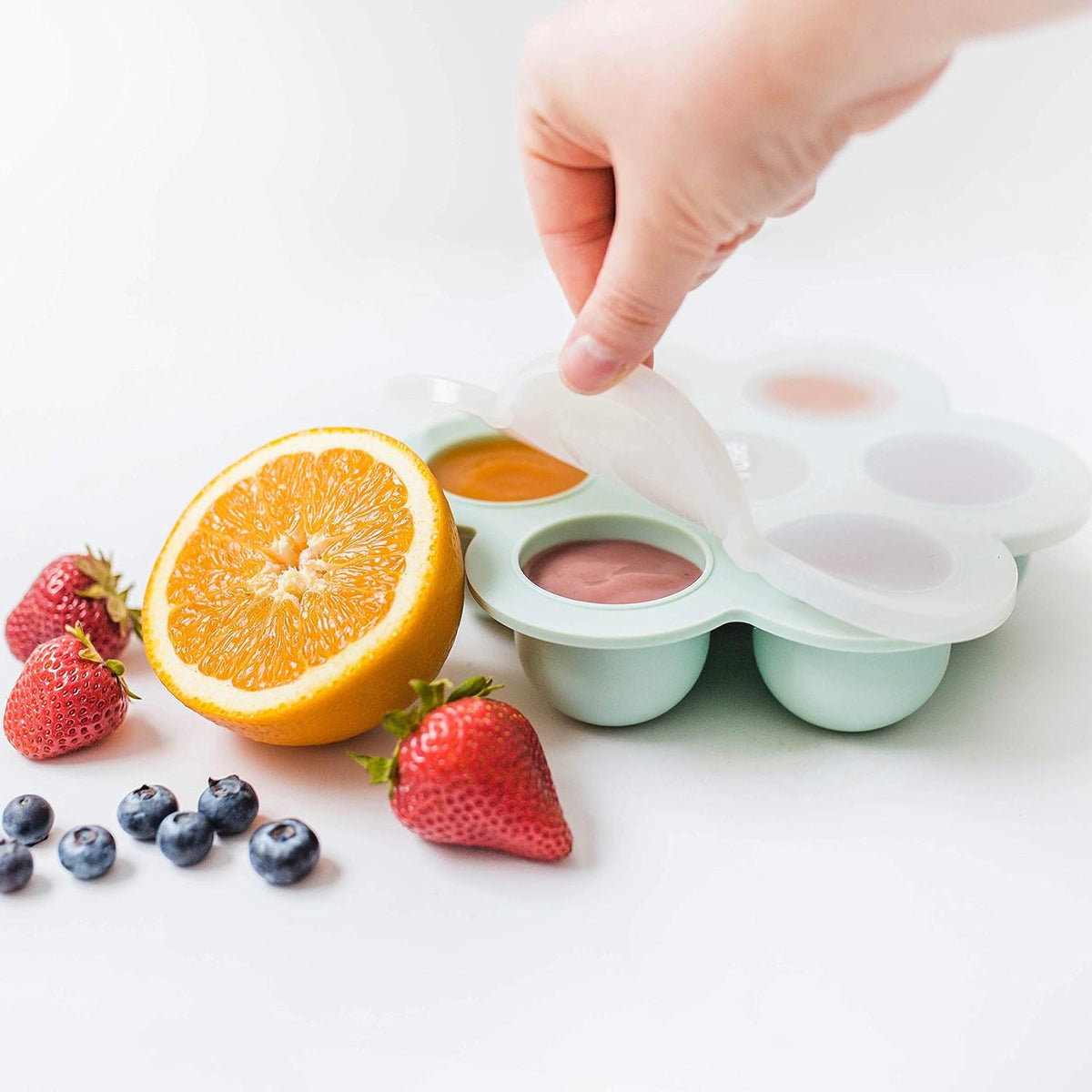 Baby Food Storage Containers - Freezer Safe Tray Silicone Baby Food Freezer Storage Tray Molds Breast Milk Freezer Tray - 2.5 Oz BPA Free with Clip-on Lid for homemade Purees & Breastmilk