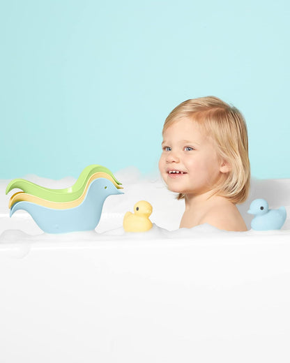 Duck Rinse Cups and Squirties Bath Toy Bundle