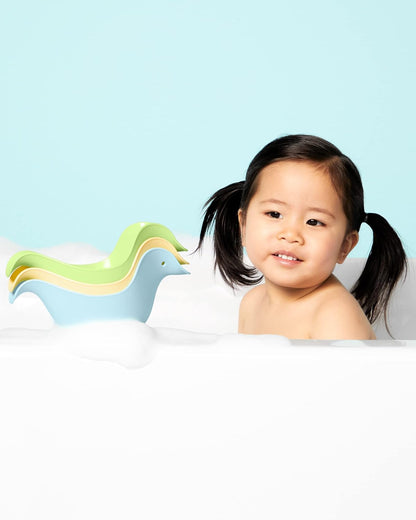 Duck Rinse Cups and Squirties Bath Toy Bundle