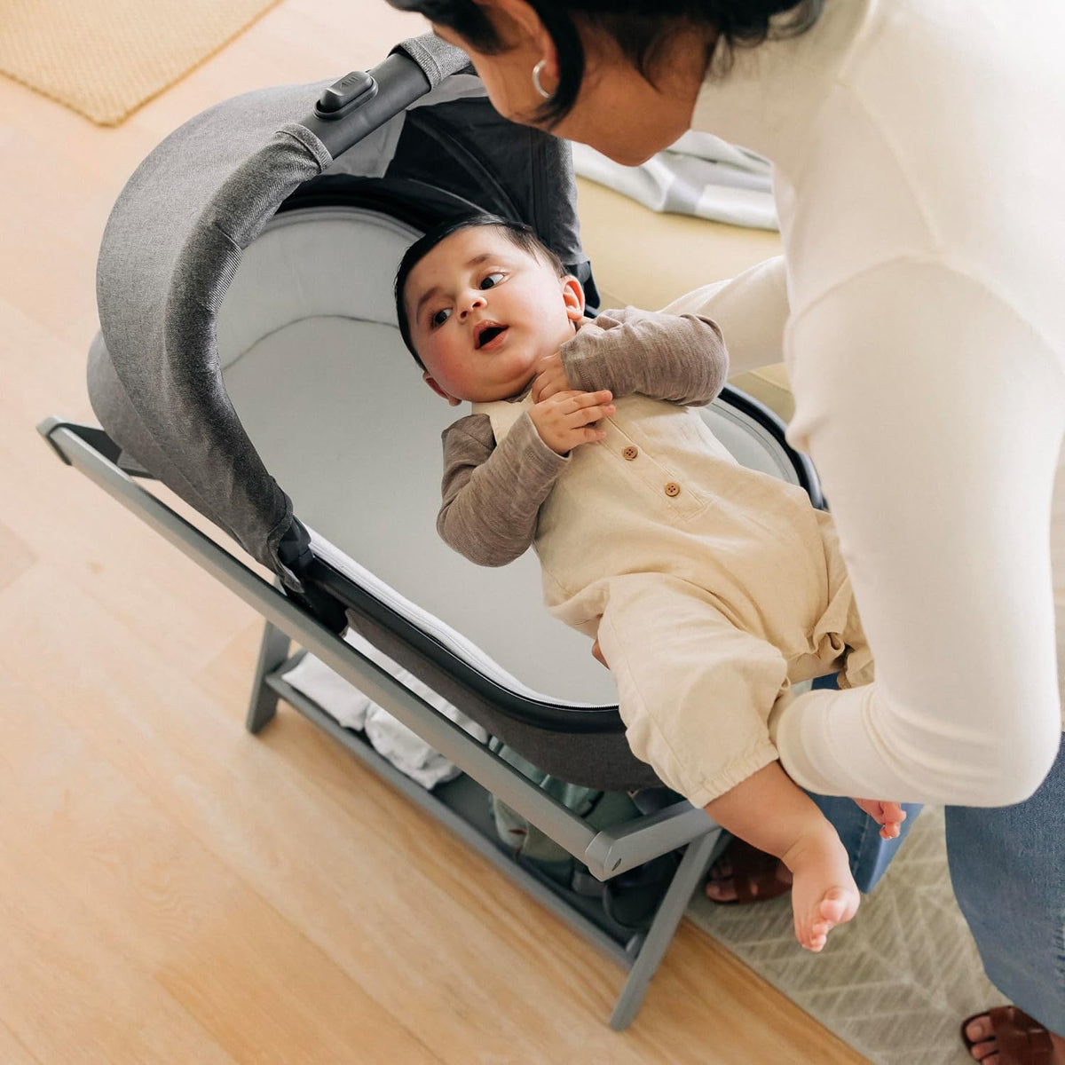 Bassinet V3 - Fits with Vista, Cruz, Ridge Strollers - Owen