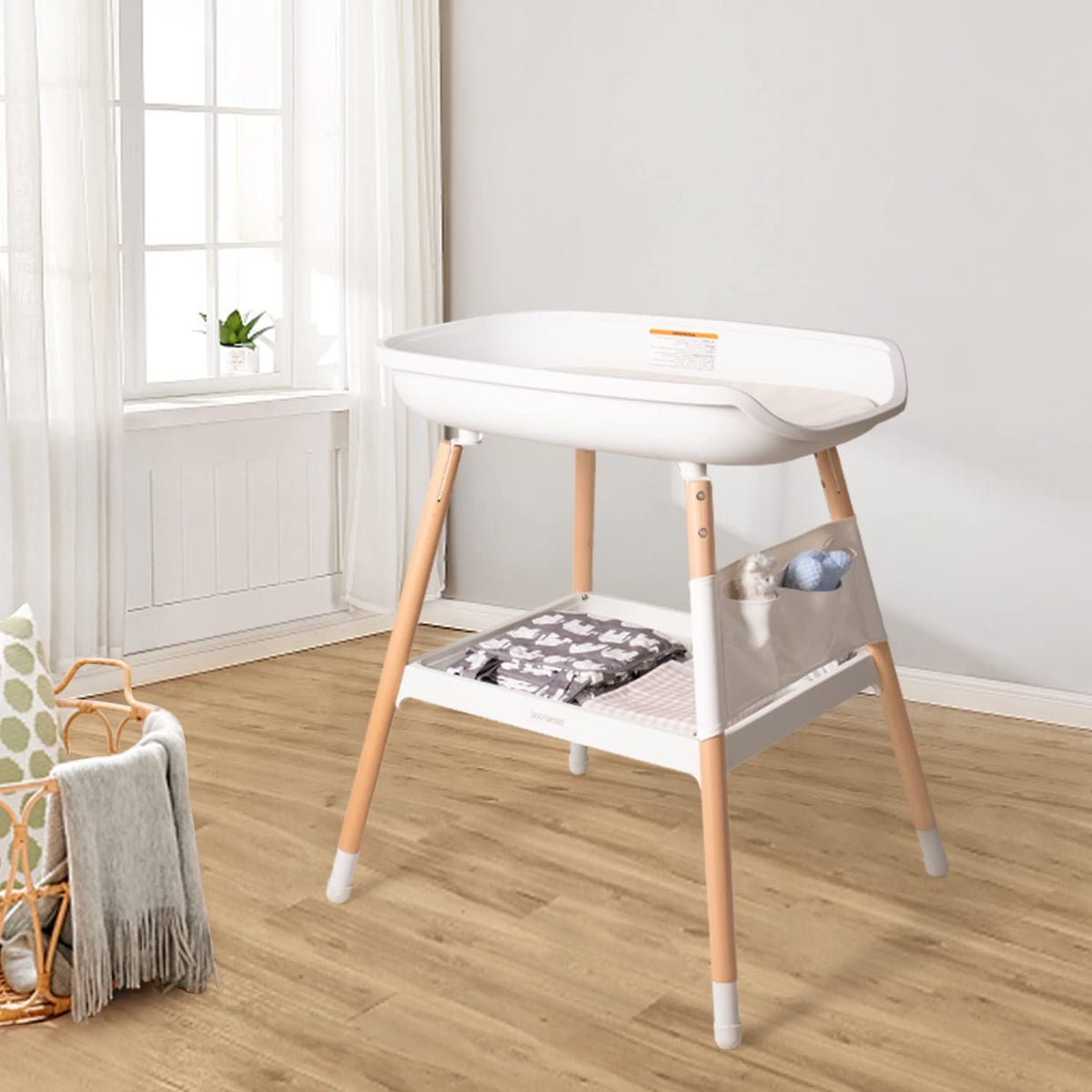 Baby Changing Table (White)