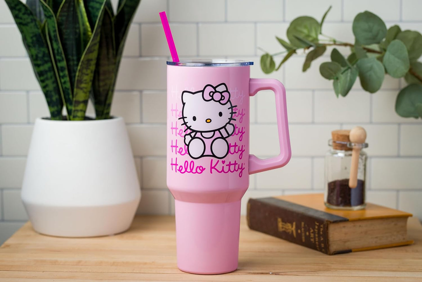 Betty Boop Core Cute Pose, Stainless Steel Tumbler, 40oz | Sitting, Hearts and Dots, Straw Cover Cap, Handle, Lid, Double Walled, Fits in Cup Holder, 1.18 Liters - Colors B